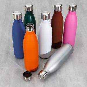 Garrafa Inox c/ Tampa Rosqueável e Gravação a Laser Metal Altura :  27,5 cm  Largura :  7,3 cm  Circunferência :  23 cm    Gravação a Laser
